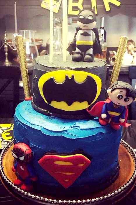 Superman Cake